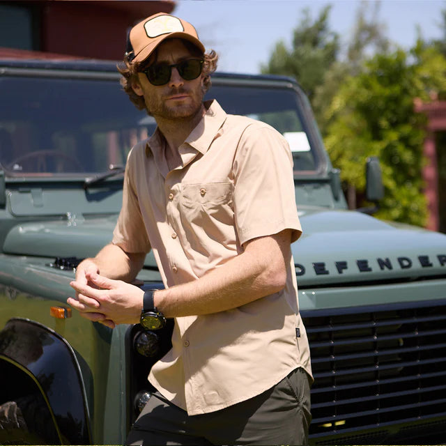 Camisa Explorer Manga Corta Hombre Beige Alto Rendimiento