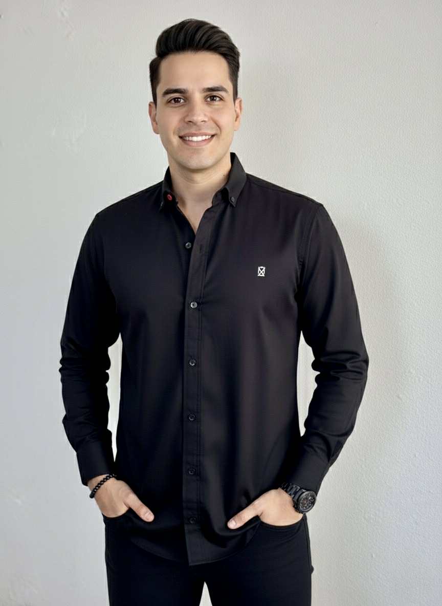 Camisa Negra