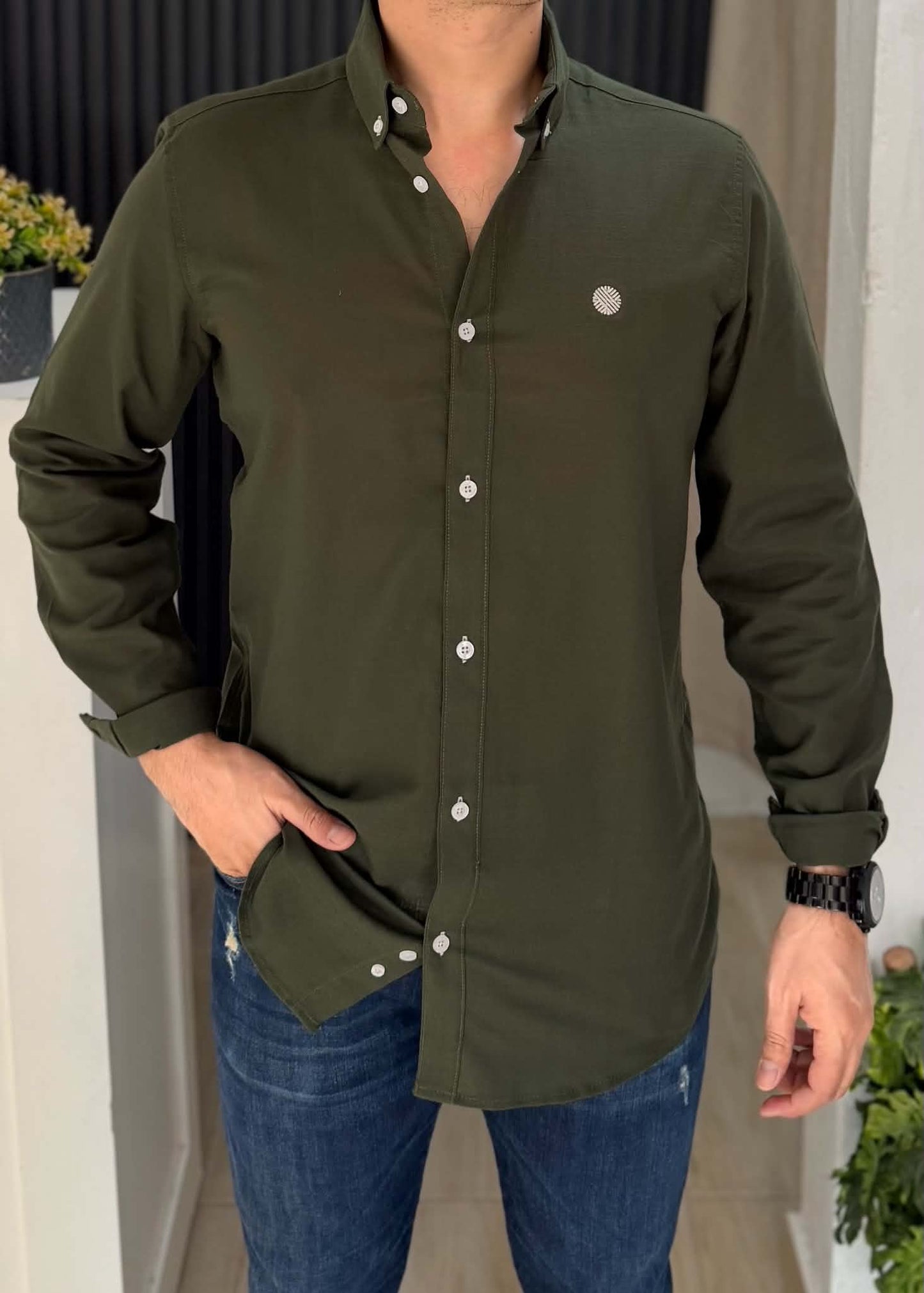 Camisa Manga Larga Verde Militar de Lino para Hombre | Fresca, Transpirable y Cómoda