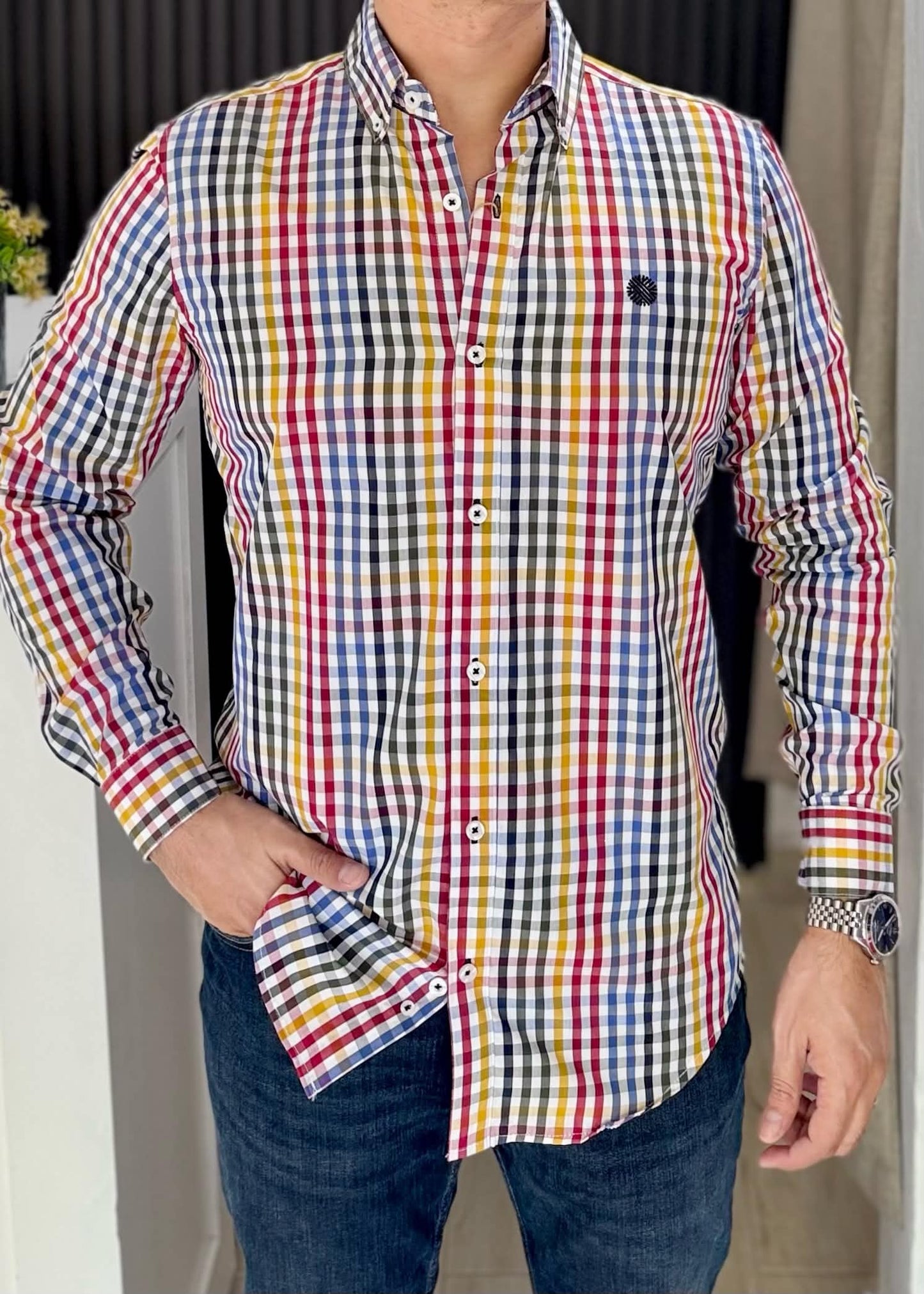 Camisa de Manga Larga Corte Fit Cuadros Multicolor | Frescura en cada detalle