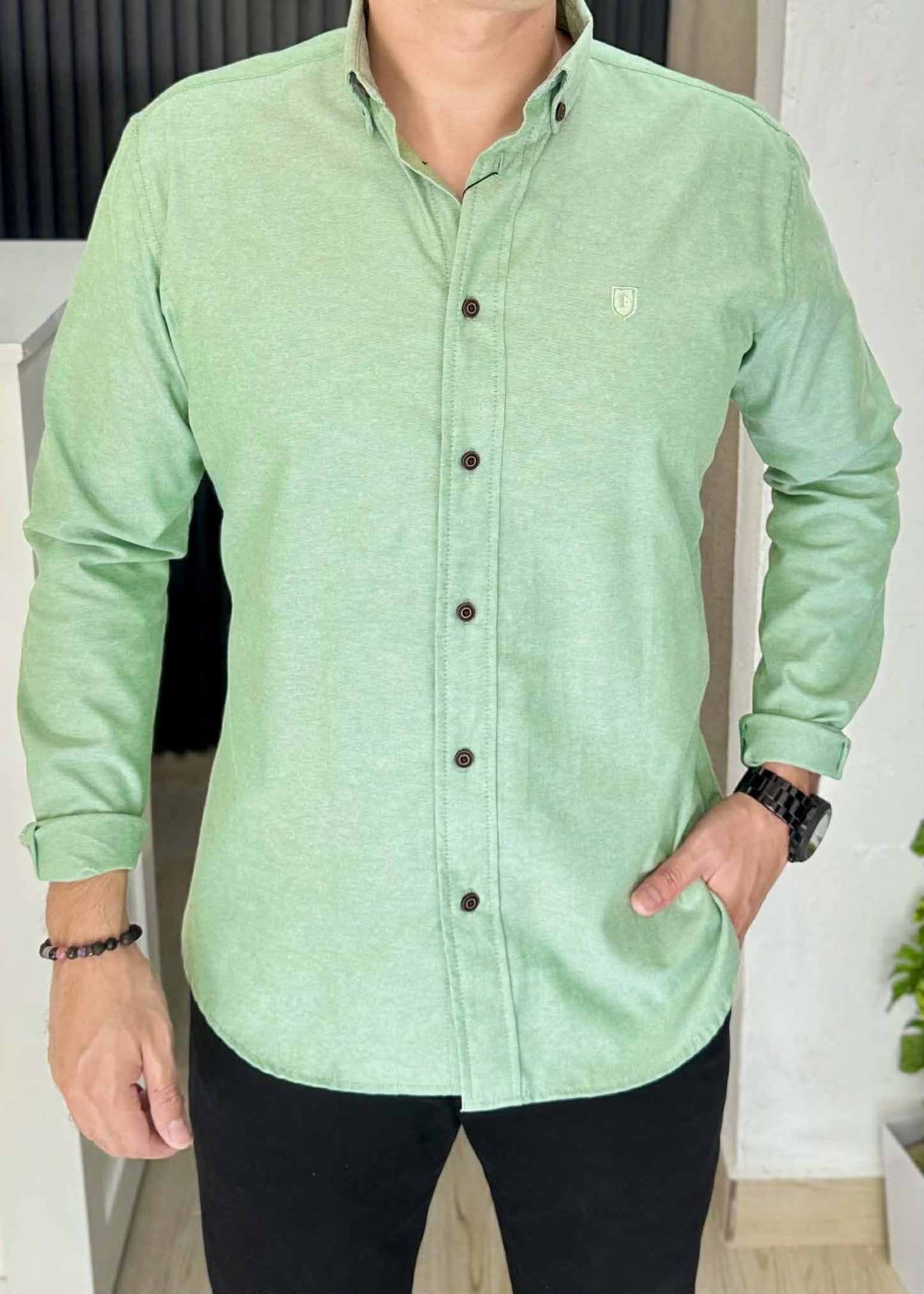 Camisa de Manga Larga Verde Pistache Oxford FOR 3304