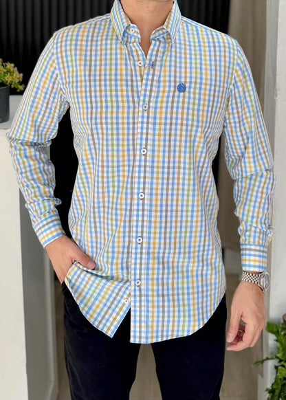 Camisa de Manga Larga Corte Fit Cuadros Multicolor