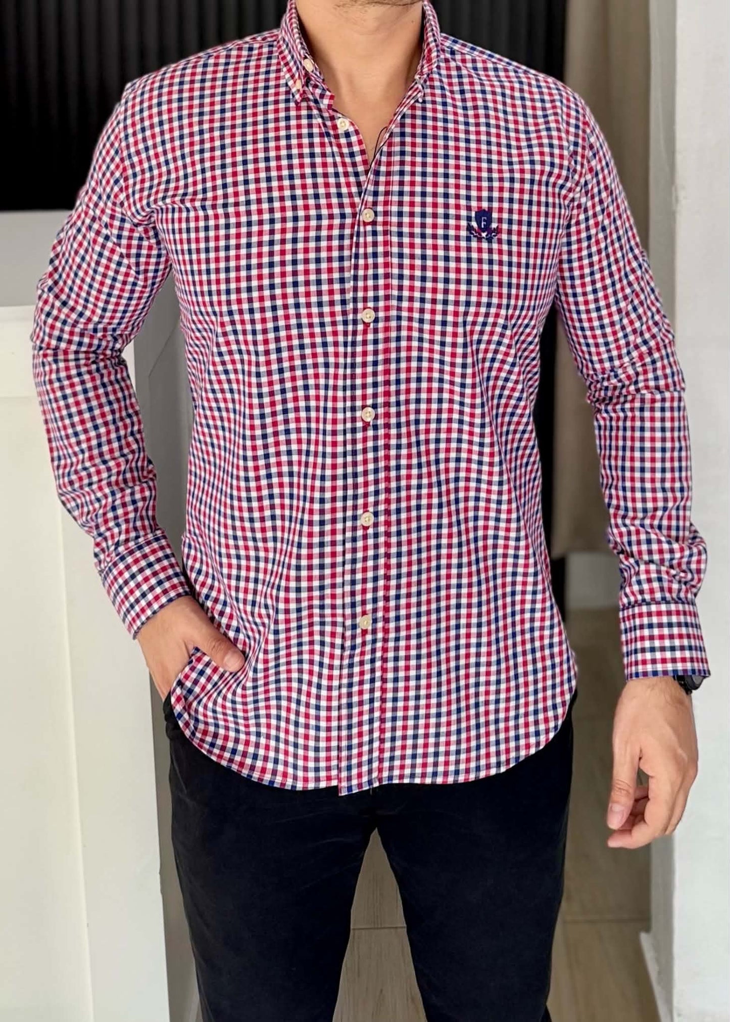 Camisa Manga Larga de Minicuadros Rojo y Azul en Algodón