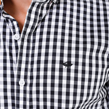 Camisa de Manga Larga A Cuadros Negros C-2604