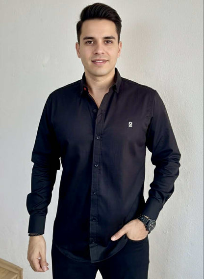 Camisa Negra