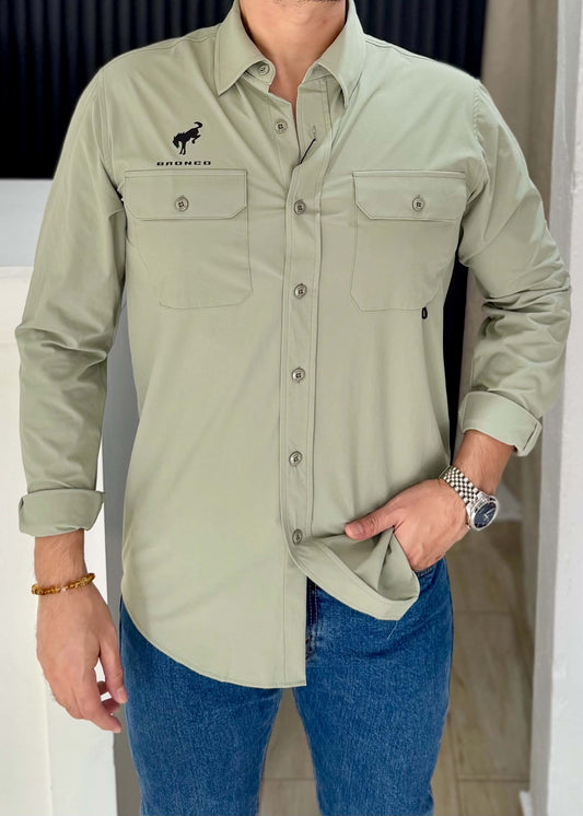Camisa Manga Larga Verde Agave con Doble Bolsa